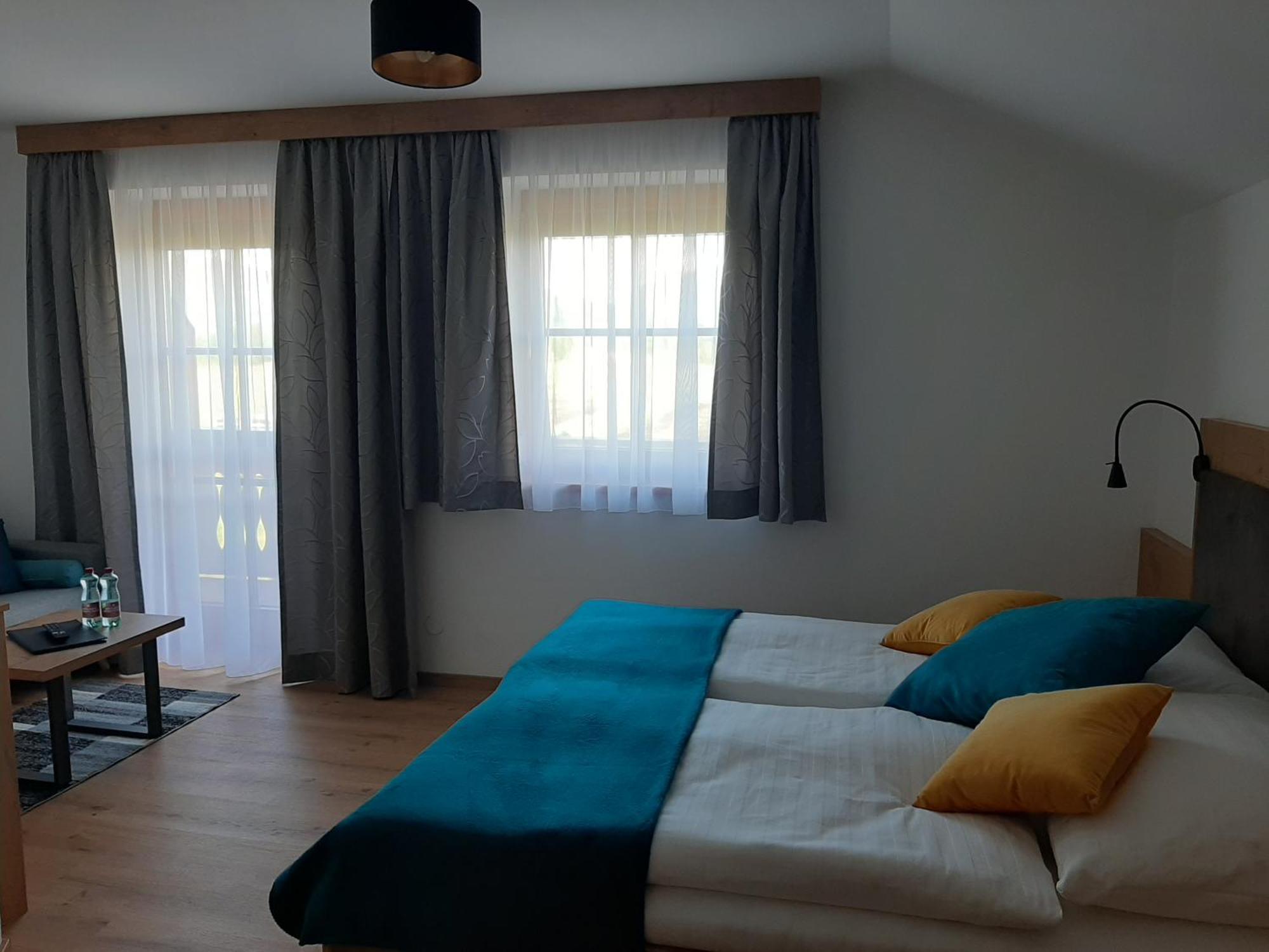 Apartments By Pension Ballwein Salzburg Room photo